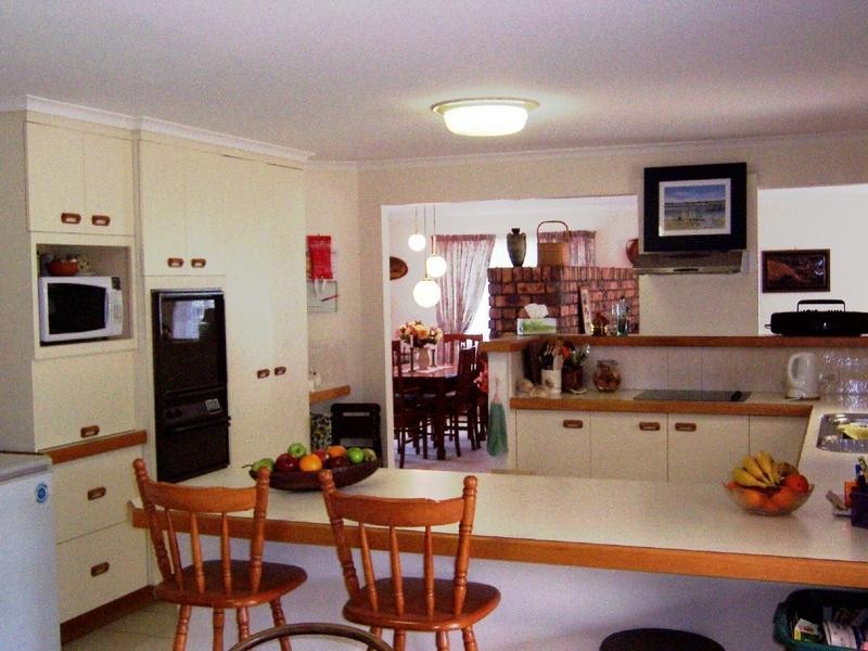 46 Pioneer Crescent, Bellbowrie QLD 4070